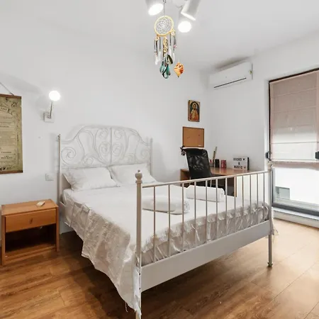 Апартаменти Coquette Бухарест